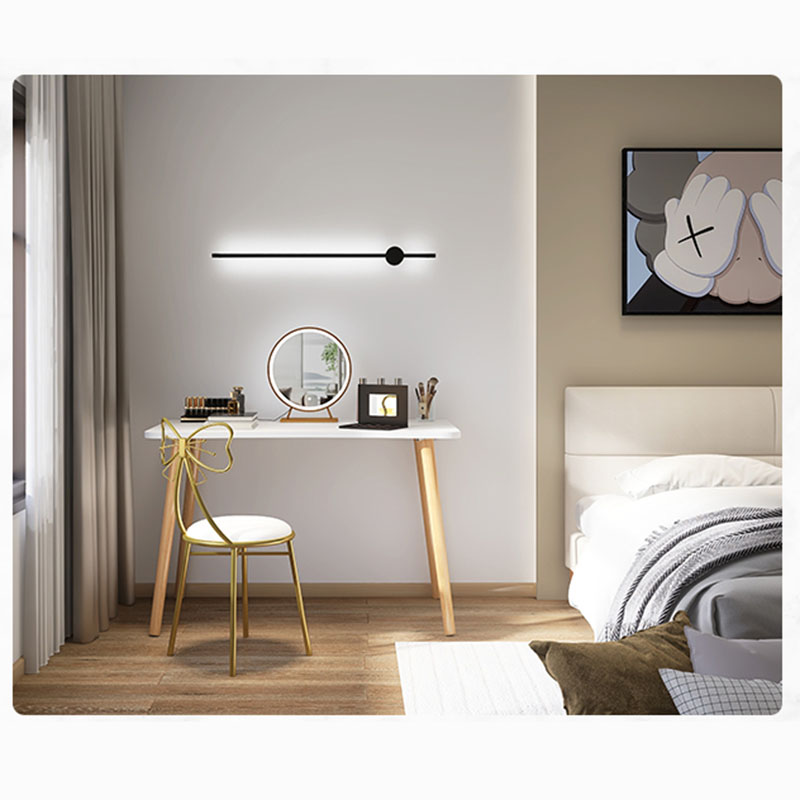 Large LED Lighted Vanity Makeup Mirror In Gold With Smart Touch Control Large LED Lighted Vanity Makeup Mirror In Gold With Smart Touch Control
